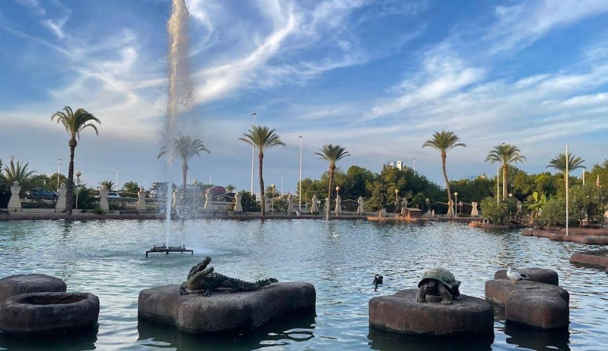 3 chambre Maison de Ville à vendre à Torrevieja avec piscine garage - 350 000 € (Ref: 9853072)