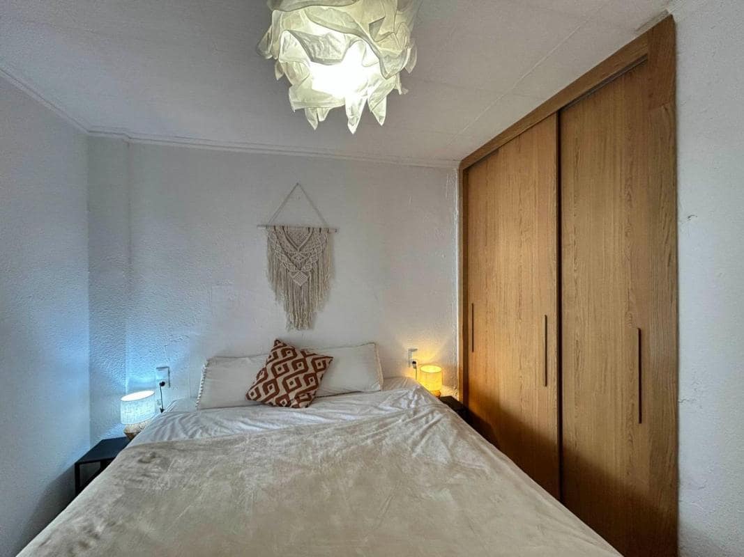 2 soveværelse Byhus til salg i Torrevieja med swimmingpool - € 132.000 (Ref: 9853074)