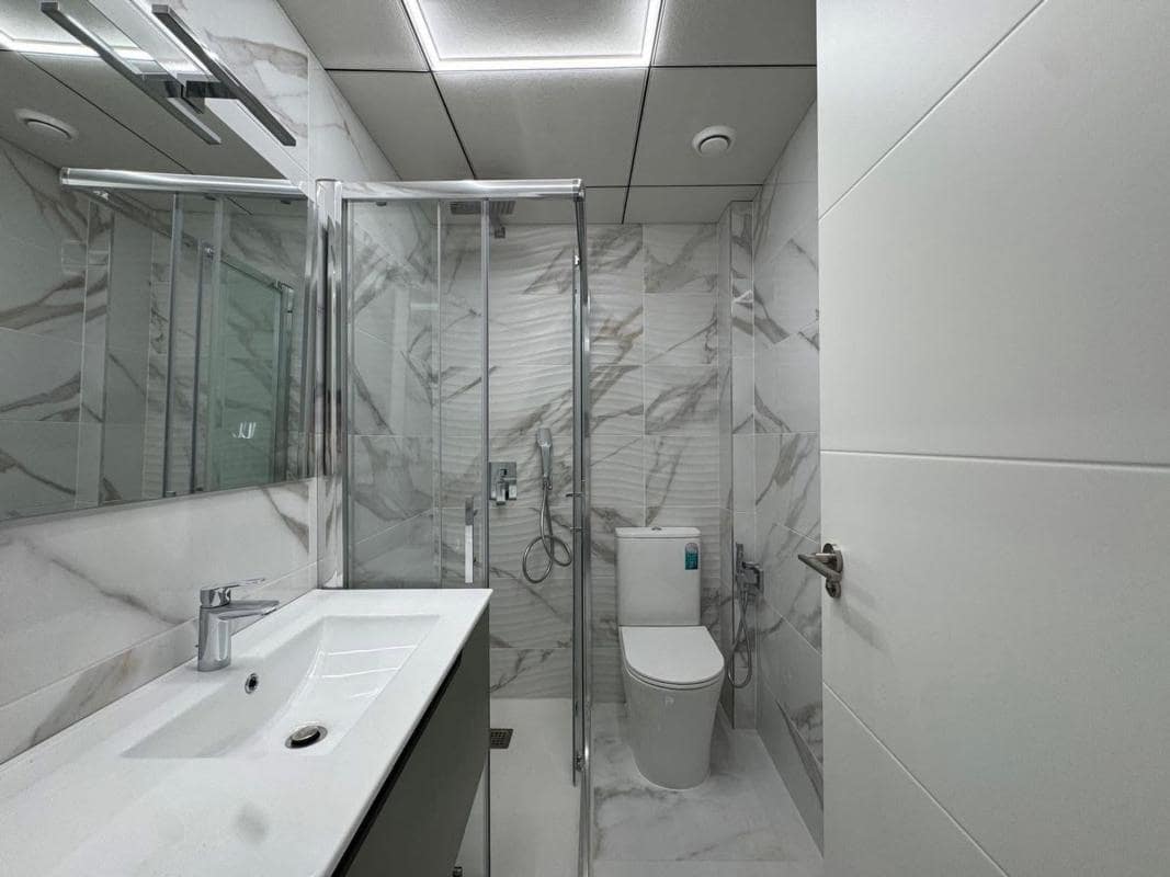 2 sypialnia Mieszkanie na sprzedaż w Torrevieja z basenem - 200 000 € (Ref: 9853097)