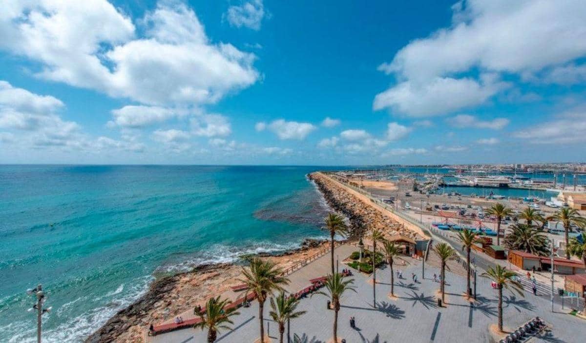 2 sypialnia Mieszkanie na sprzedaż w Torrevieja - 151 500 € (Ref: 9853098)
