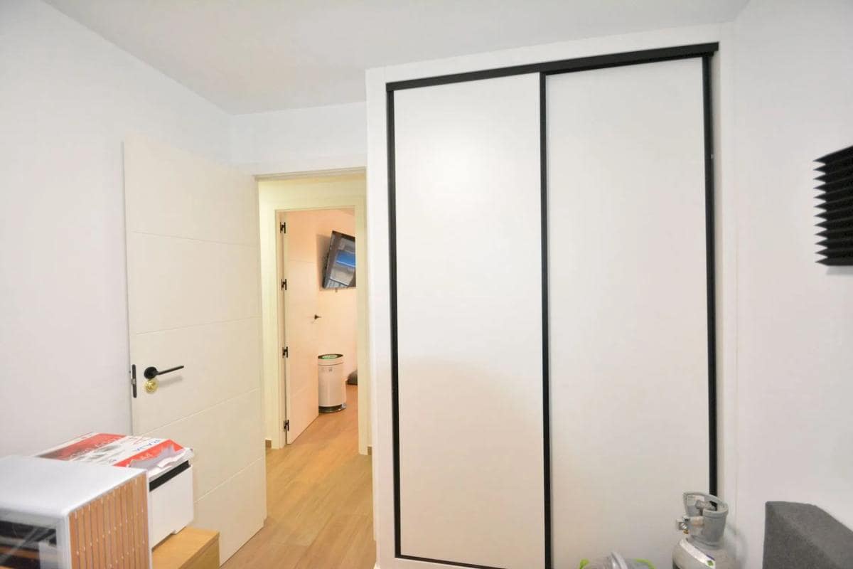 3 sovrum Lägenhet till salu i Guardamar del Segura med garage - 220 000 € (Ref: 9853126)