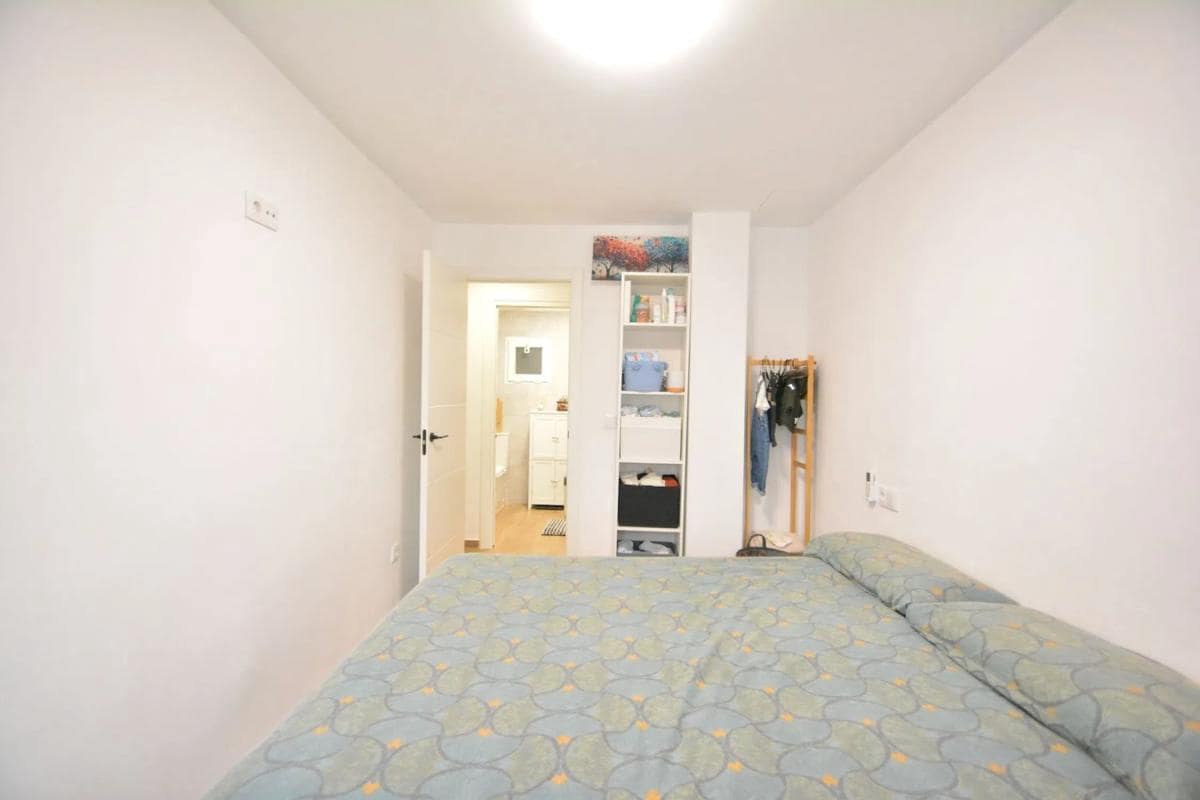 3 sovrum Lägenhet till salu i Guardamar del Segura med garage - 220 000 € (Ref: 9853126)
