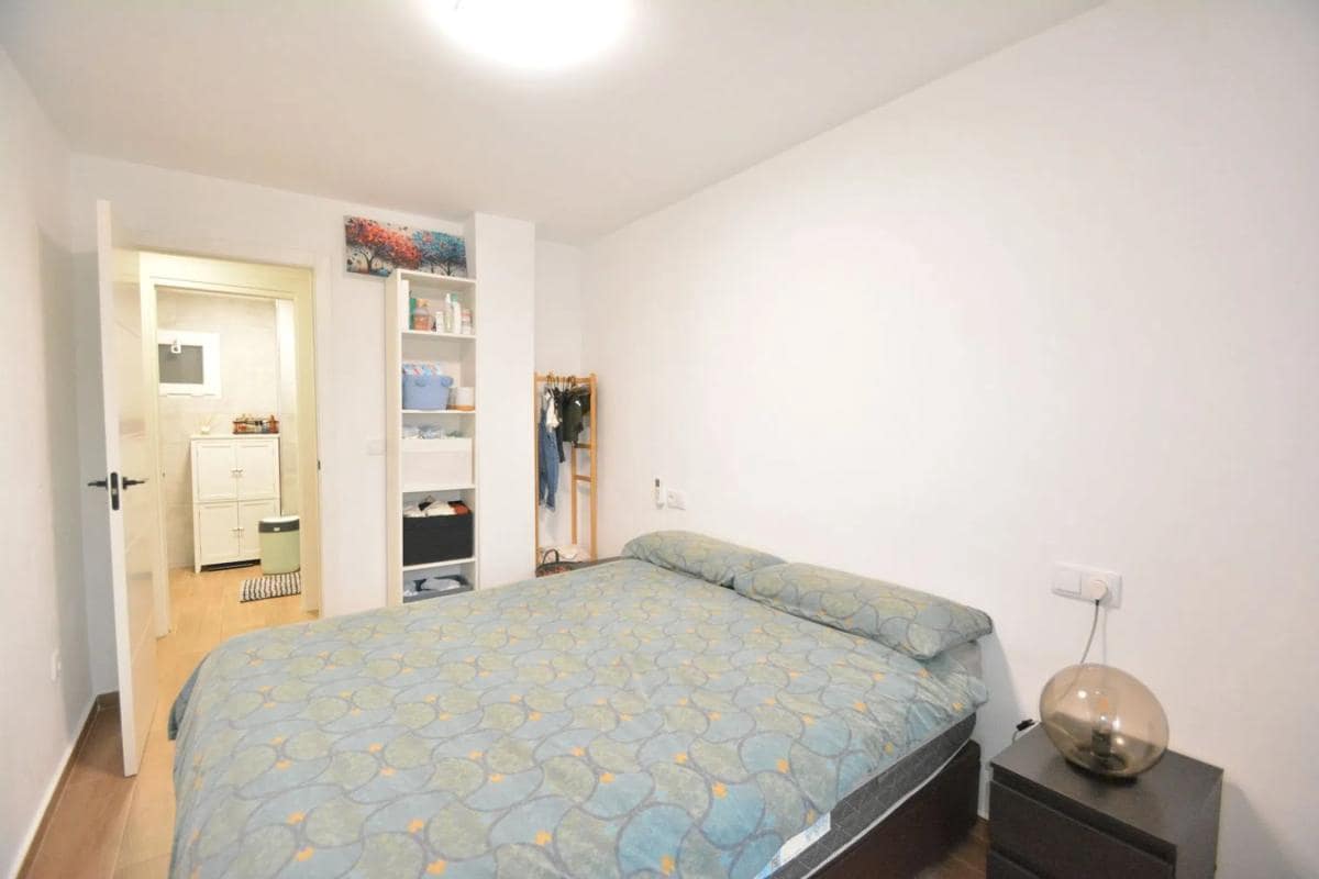 3 sovrum Lägenhet till salu i Guardamar del Segura med garage - 220 000 € (Ref: 9853126)