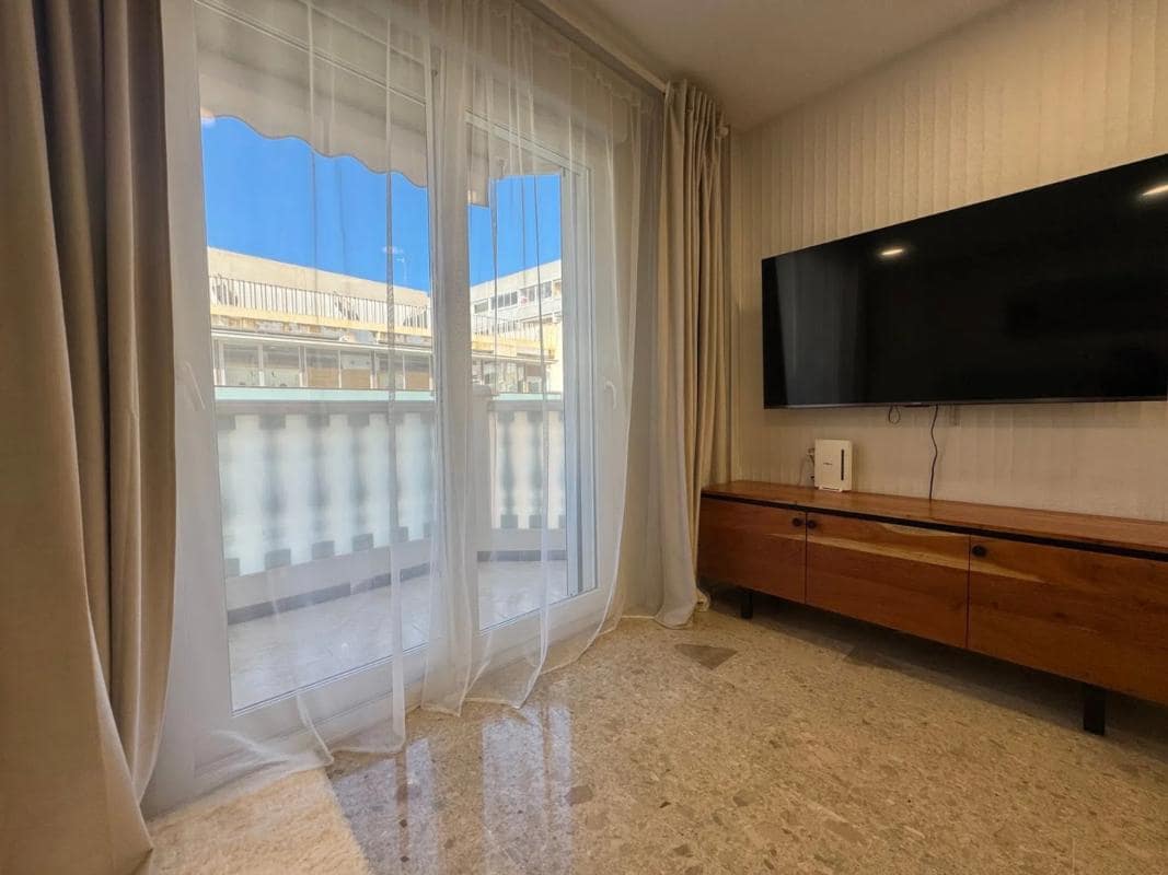1 sovrum Lägenhet till salu i Guardamar del Segura - 194 000 € (Ref: 9853127)