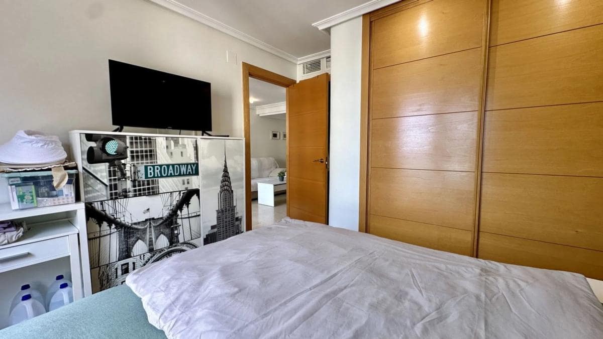 2 slaapkamer Flat te koop in Guardamar del Segura met zwembad - € 339.000 (Ref: 9853128)