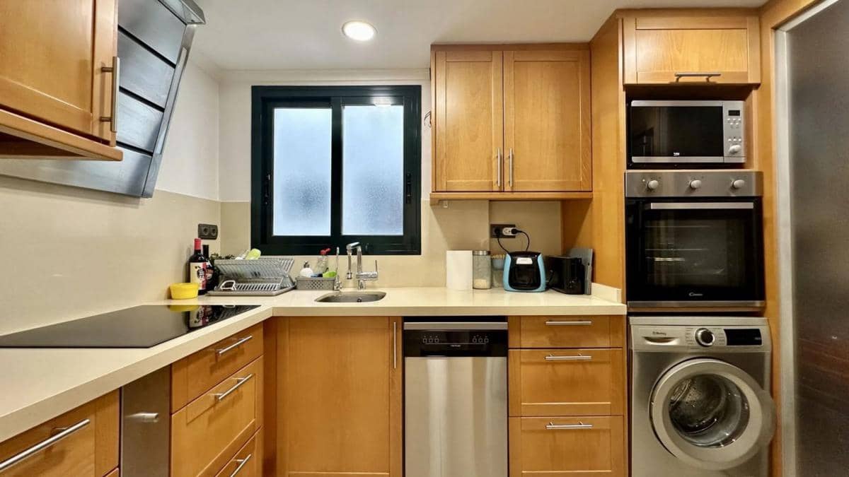 2 slaapkamer Flat te koop in Guardamar del Segura met zwembad - € 339.000 (Ref: 9853128)