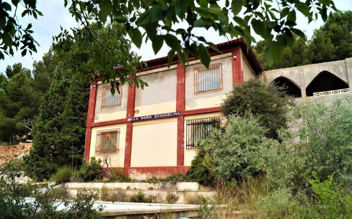 7 soverom Villa til salgs i Salinas med svømmebasseng - € 119 950 (Ref: 9853139)