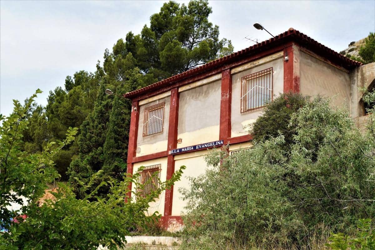 7 soverom Villa til salgs i Salinas med svømmebasseng - € 119 950 (Ref: 9853139)
