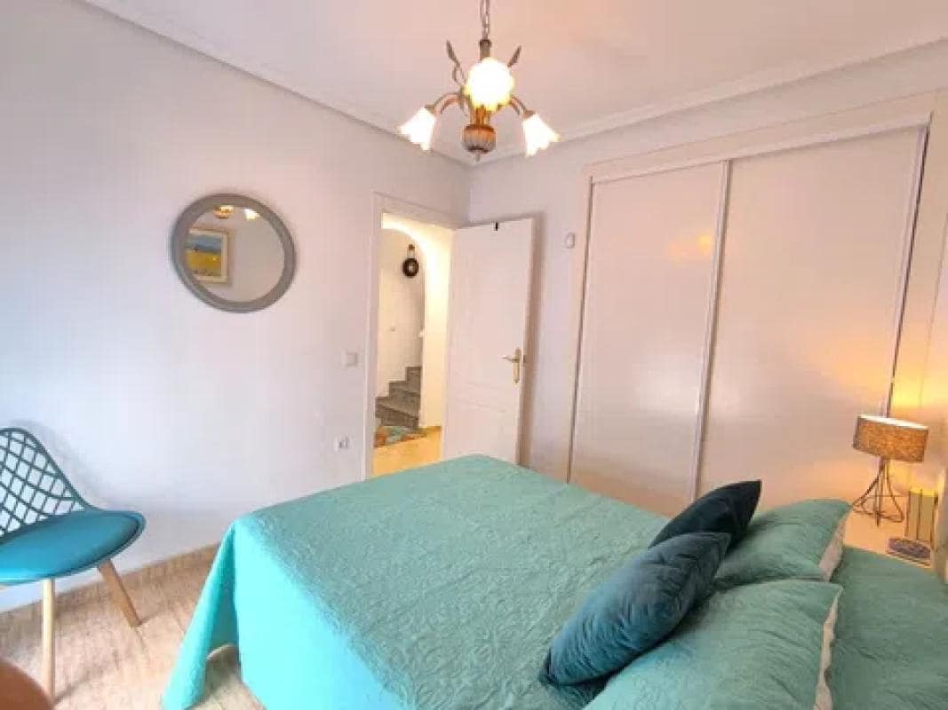 3 quarto Moradia para venda em Guardamar del Segura com piscina - 339 995 € (Ref: 9853145)