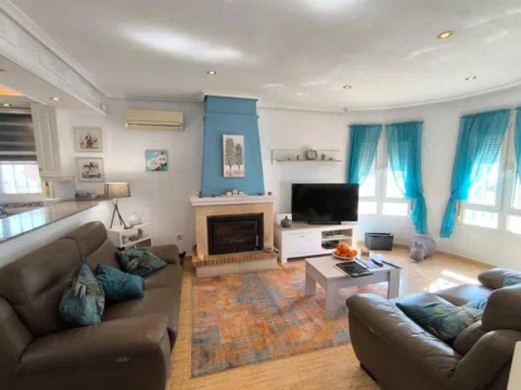 3 quarto Moradia para venda em Guardamar del Segura com piscina - 339 995 € (Ref: 9853145)