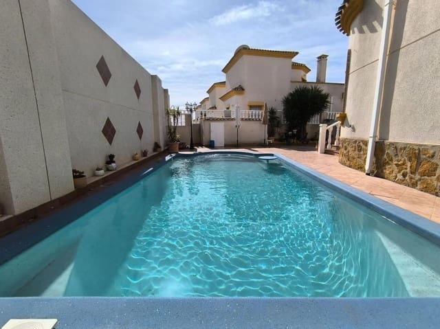 3 quarto Moradia para venda em El Raso, Guardamar del Segura com piscina - 339 995 € (Ref: 9853146)