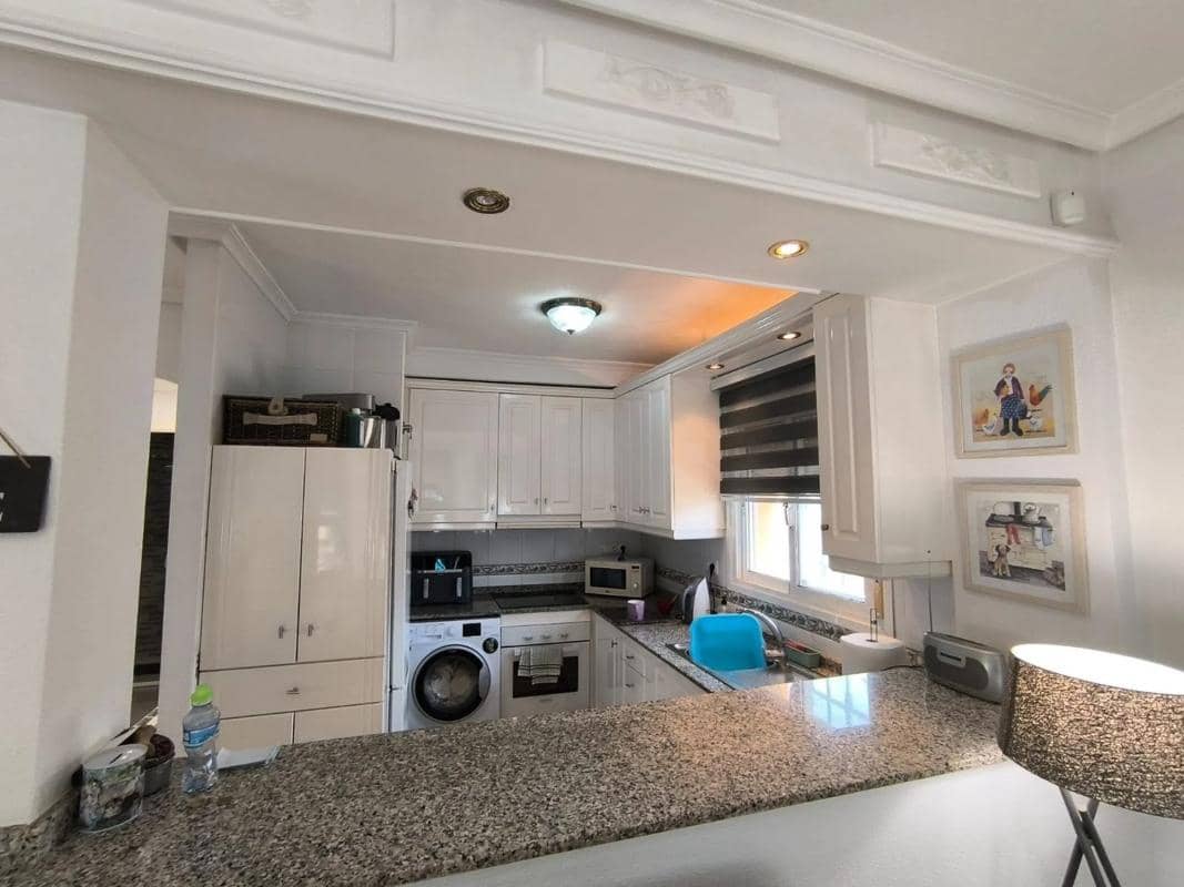 3 quarto Moradia para venda em Guardamar del Segura com piscina - 339 995 € (Ref: 9853146)