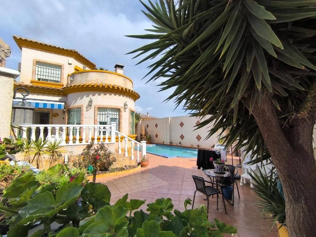 3 quarto Moradia para venda em Guardamar del Segura com piscina - 339 995 € (Ref: 9853146)