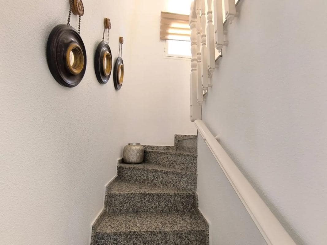 3 quarto Moradia para venda em Guardamar del Segura com piscina - 339 995 € (Ref: 9853146)