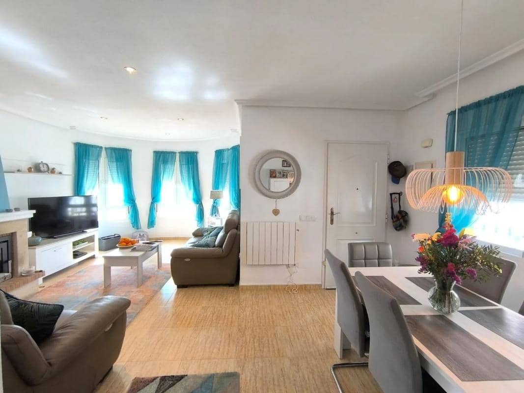 3 quarto Moradia para venda em Guardamar del Segura com piscina - 339 995 € (Ref: 9853146)