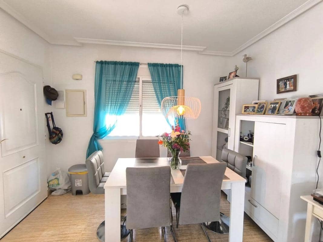 3 quarto Moradia para venda em Guardamar del Segura com piscina - 339 995 € (Ref: 9853146)