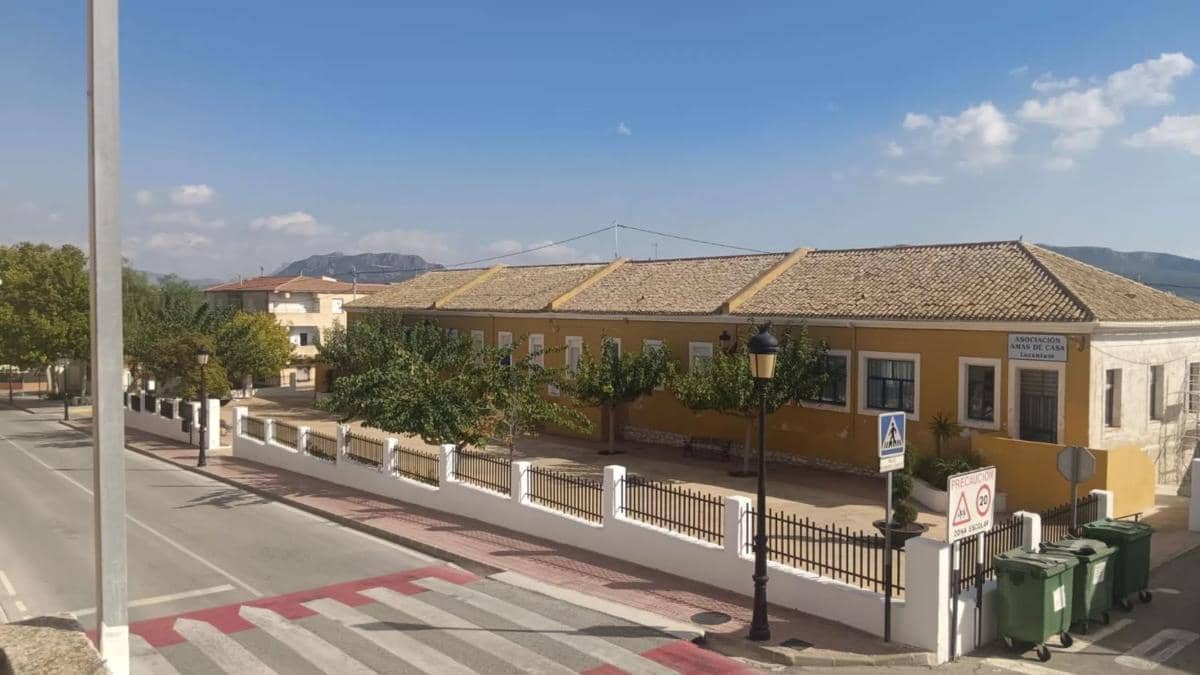 4 soverom Villa til salgs i Salinas - € 120 000 (Ref: 9853154)