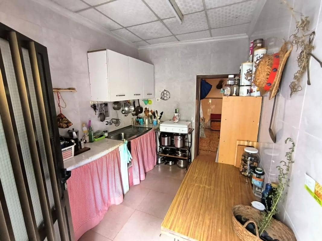 5 soverom Villa til salgs i Monovar / Monover med garasje - € 129 990 (Ref: 9853159)