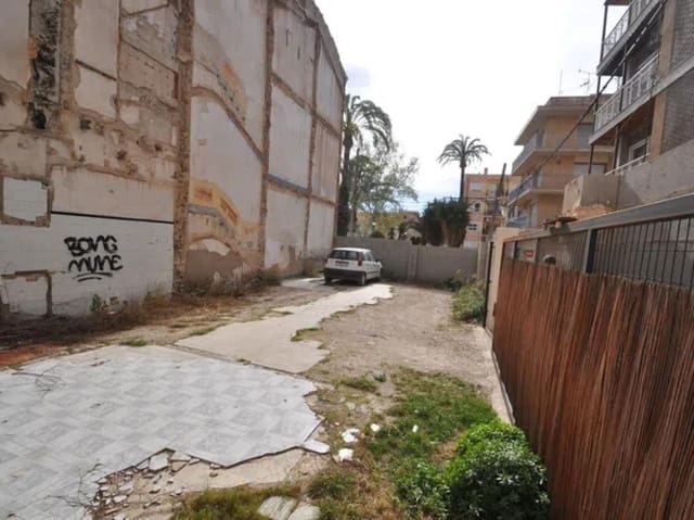 Villa til salgs i Monóvar / Monóver - € 70 995 (Ref: 9853172)