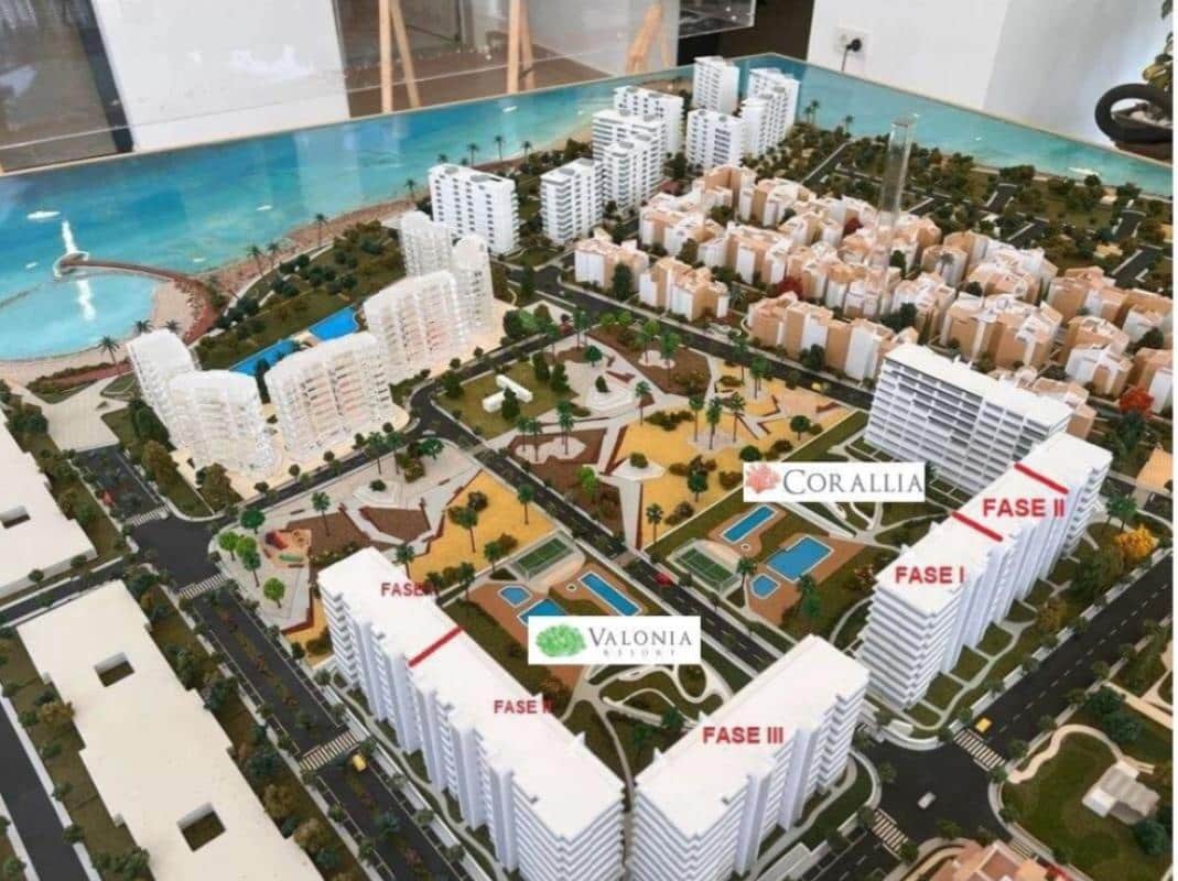 Piso de 2 habitaciones en Torrevieja en venta con piscina - 344.000 € (Ref: 9853215)