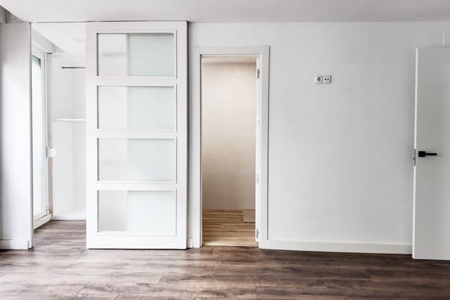 2 soveværelse Lejlighed til salg i Barrio del Centro, Alicante by - € 389.000 (Ref: 9853219)