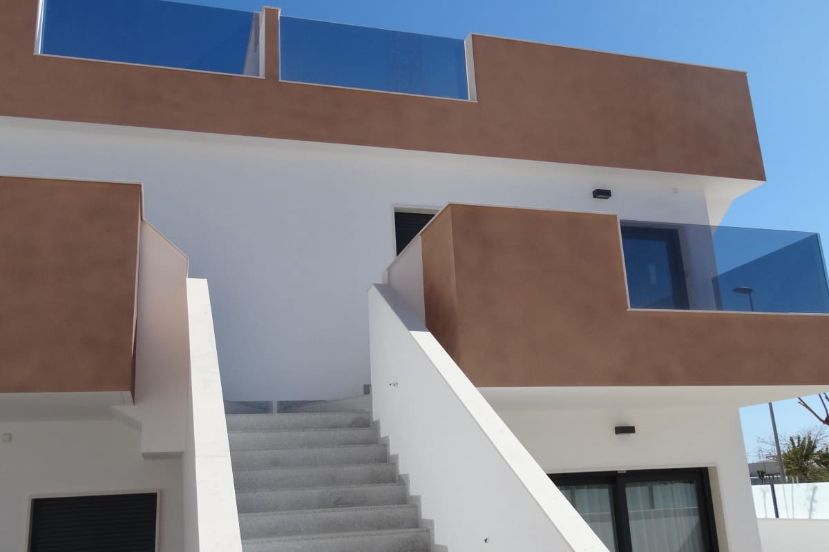 3 soveværelse Bungalow til salg i Pilar de la Horadada med swimmingpool - € 370.000 (Ref: 9853252)