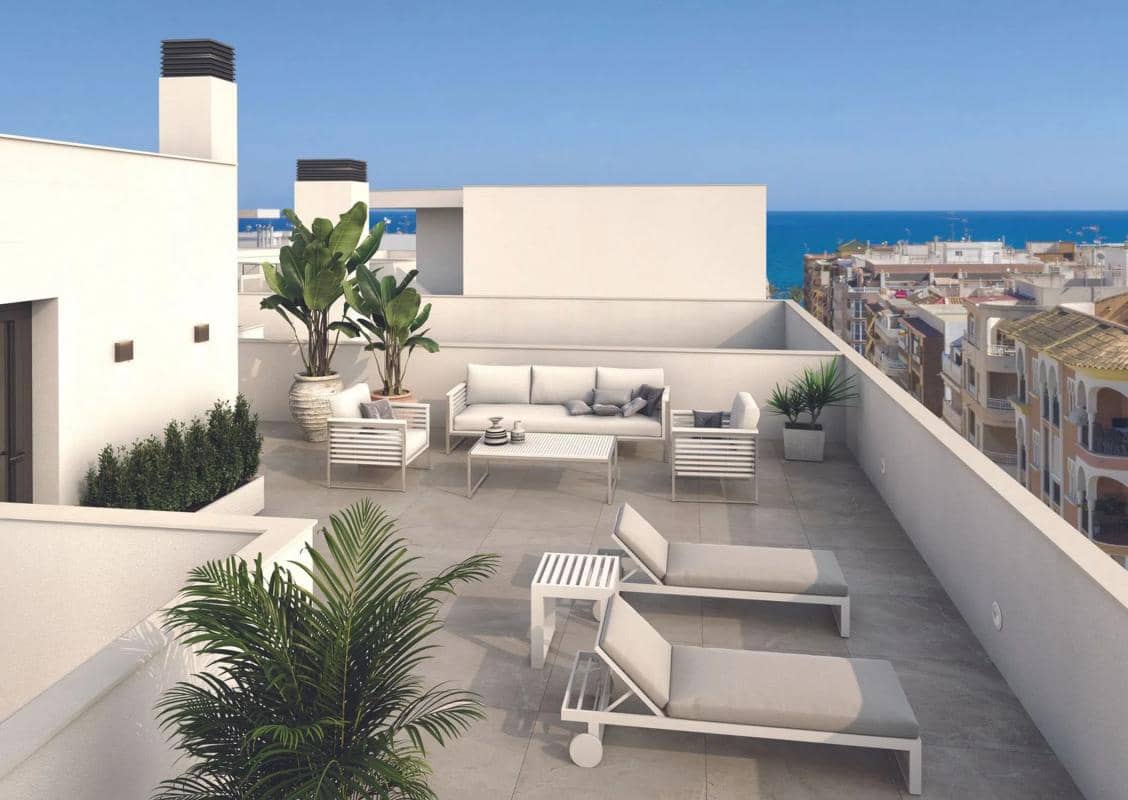2 soveværelse Lejlighed til salg i Torrevieja med swimmingpool - € 325.000 (Ref: 9853772)