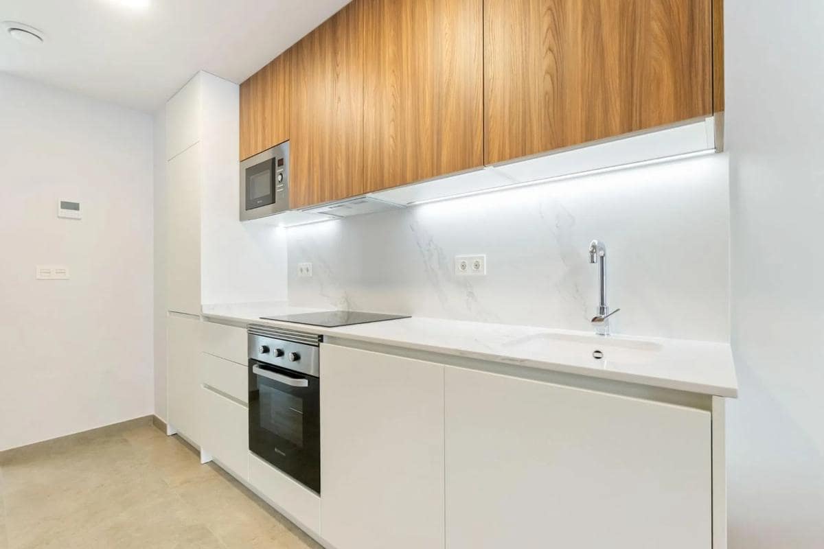 2 chambre Appartement à vendre à Torrevieja - 259 000 € (Ref: 9854117)