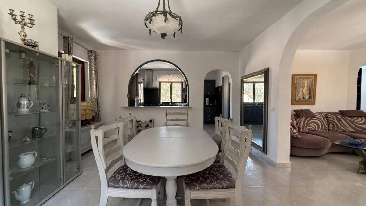 6 soveværelse Villa til salg i Orihuela - € 450.000 (Ref: 9854150)