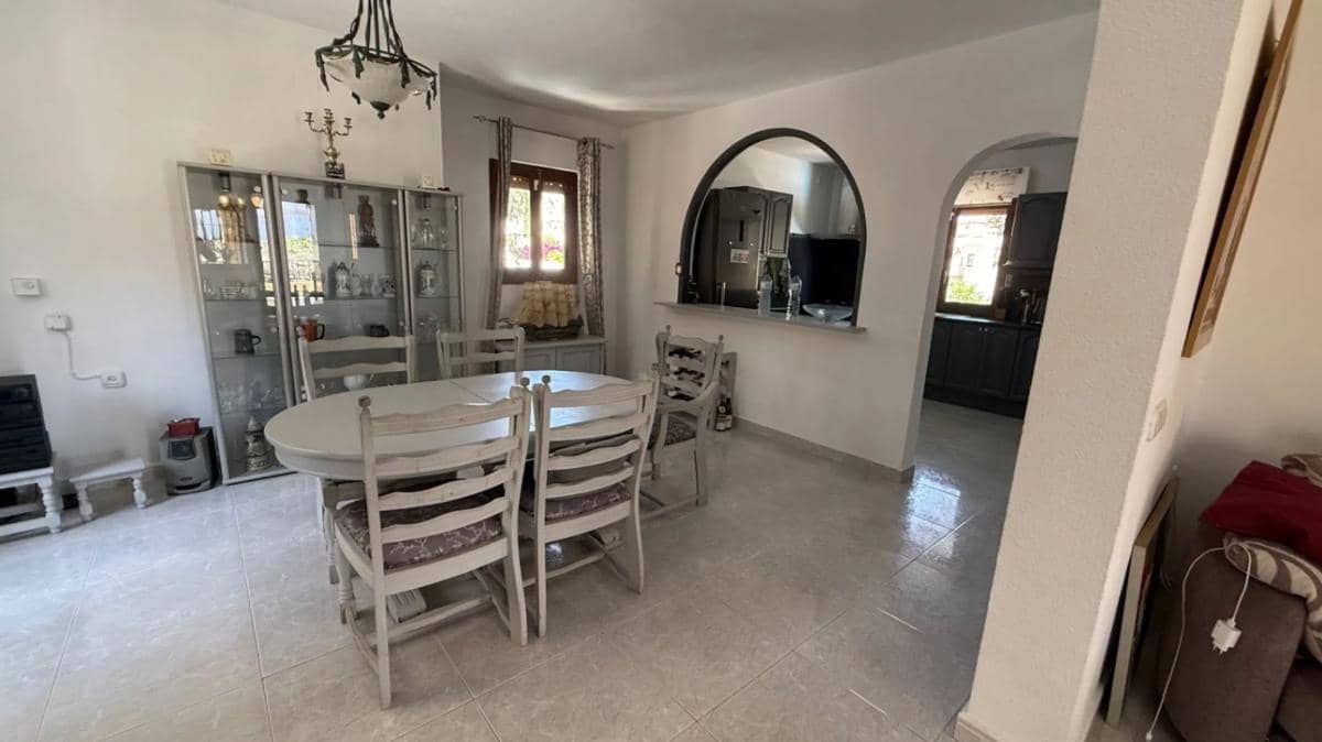6 soveværelse Villa til salg i Orihuela - € 450.000 (Ref: 9854150)