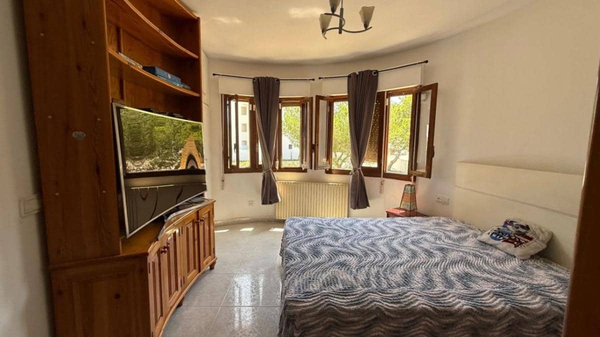 6 soveværelse Villa til salg i Orihuela med swimmingpool garage - € 450.000 (Ref: 9854152)