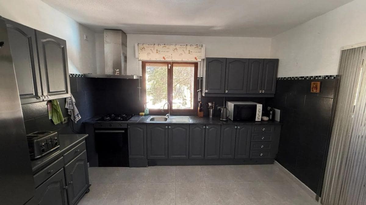 6 soveværelse Villa til salg i Orihuela med swimmingpool garage - € 450.000 (Ref: 9854152)