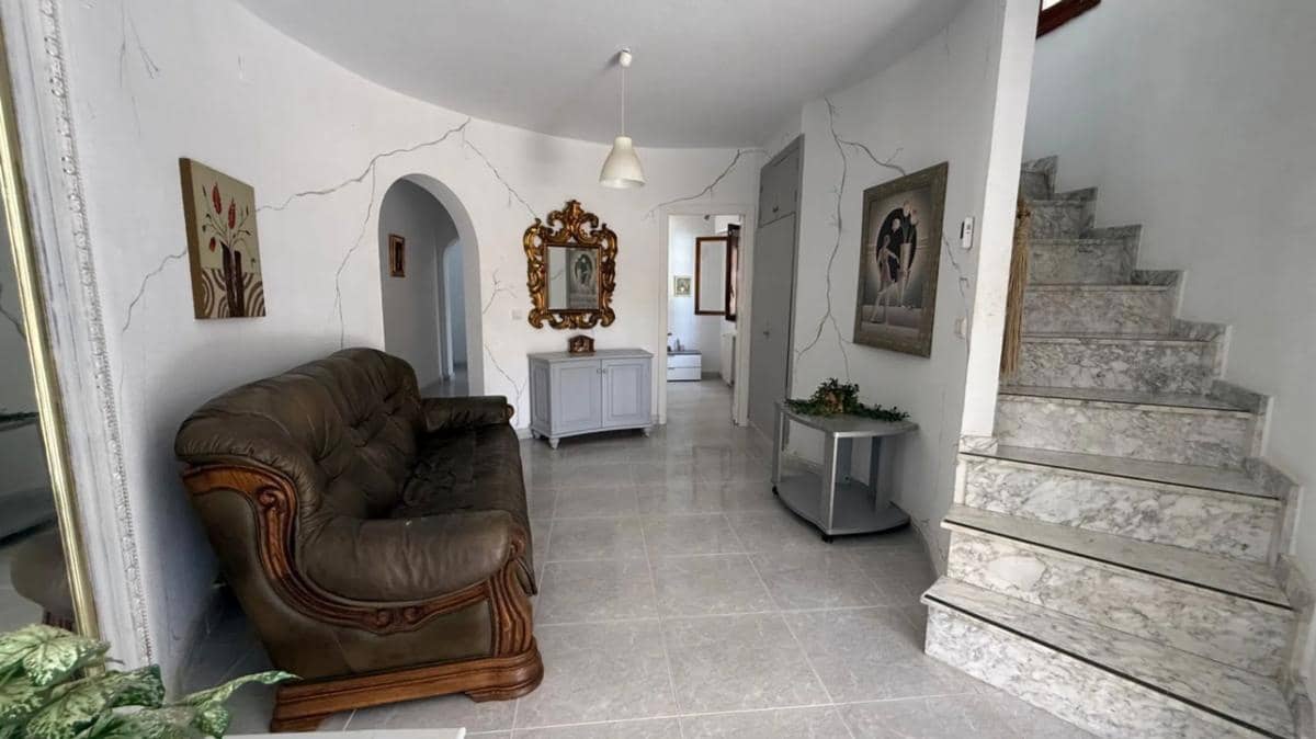 6 soveværelse Villa til salg i Orihuela med swimmingpool garage - € 450.000 (Ref: 9854152)