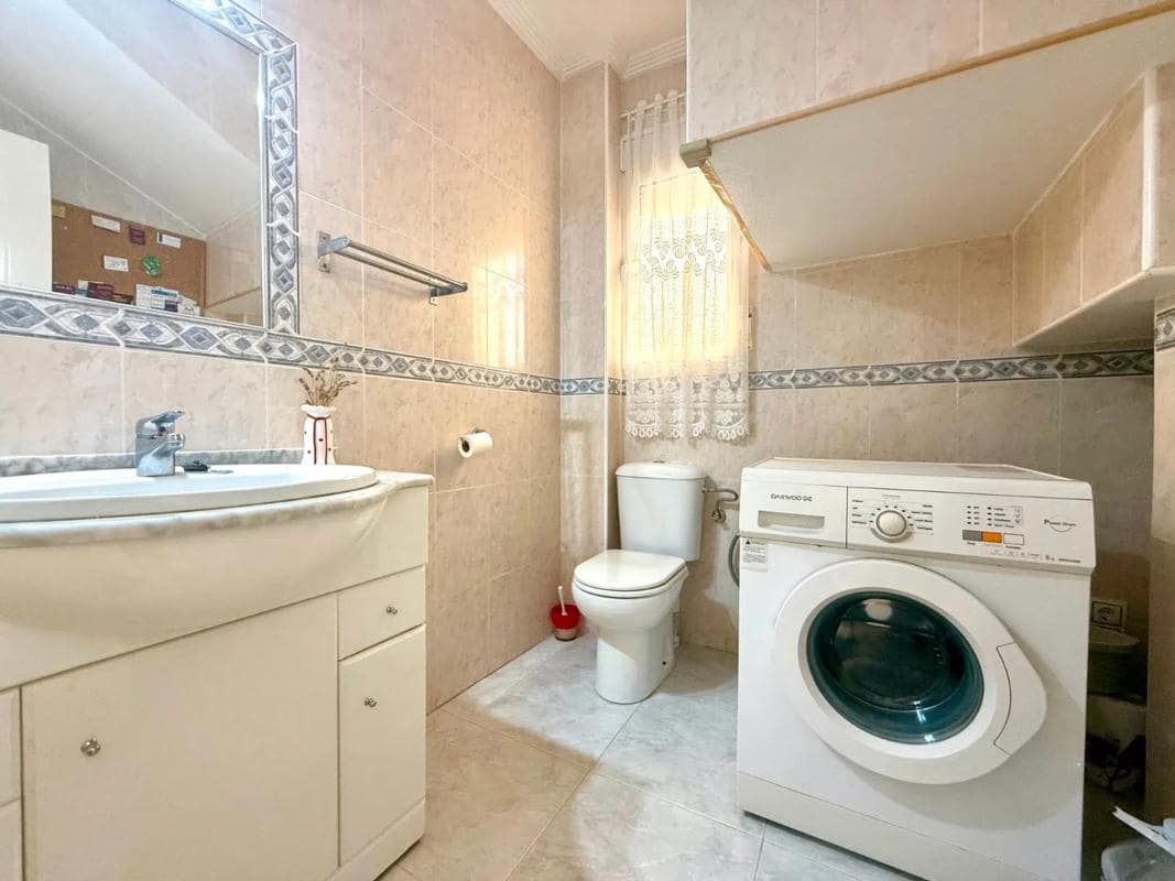2 soveværelse Villa til salg i Orihuela med swimmingpool - € 210.000 (Ref: 9854153)