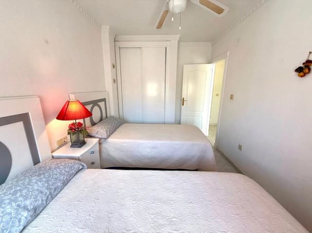 2 soveværelse Villa til salg i Las Filipinas med swimmingpool - € 210.000 (Ref: 9854153)