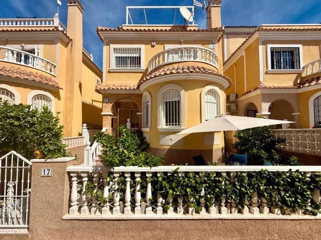 2 soveværelse Villa til salg i Las Filipinas med swimmingpool - € 210.000 (Ref: 9854153)