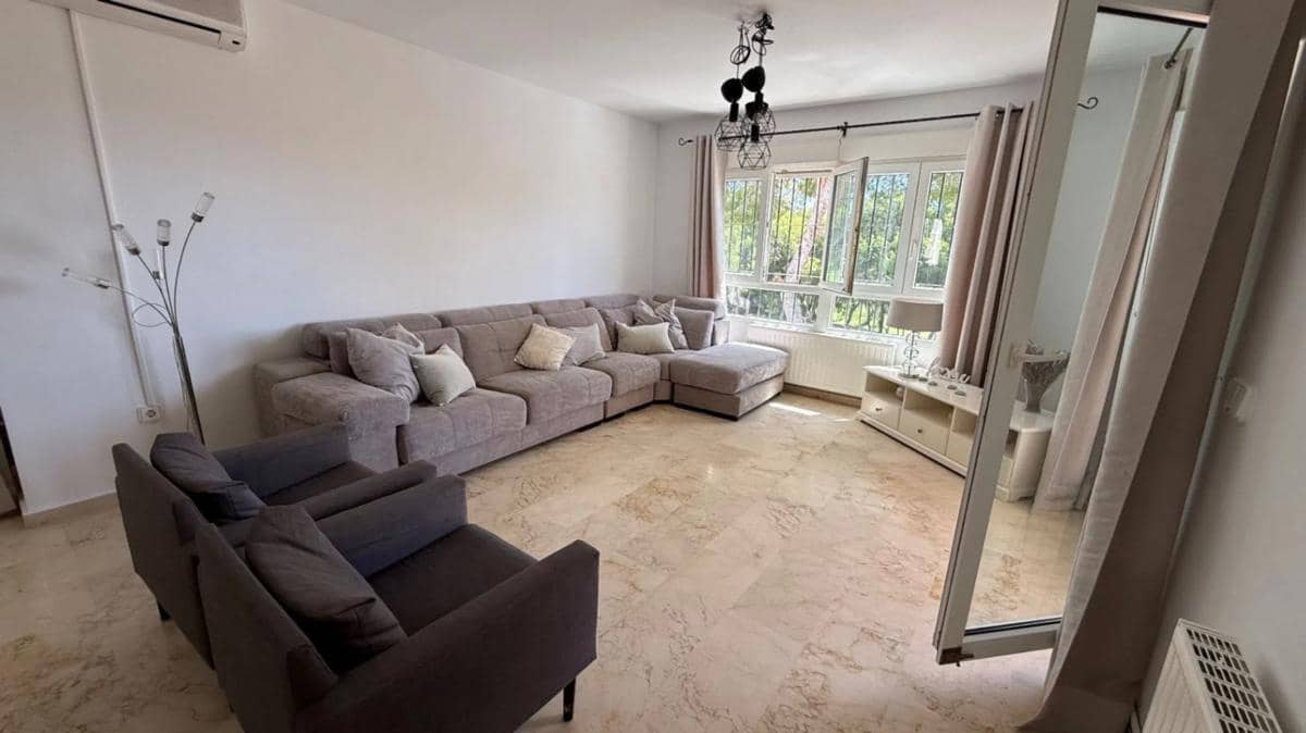 4 Zimmer Villa zu verkaufen in Orihuela mit Pool Garage - 675.000 € (Ref: 9854154)