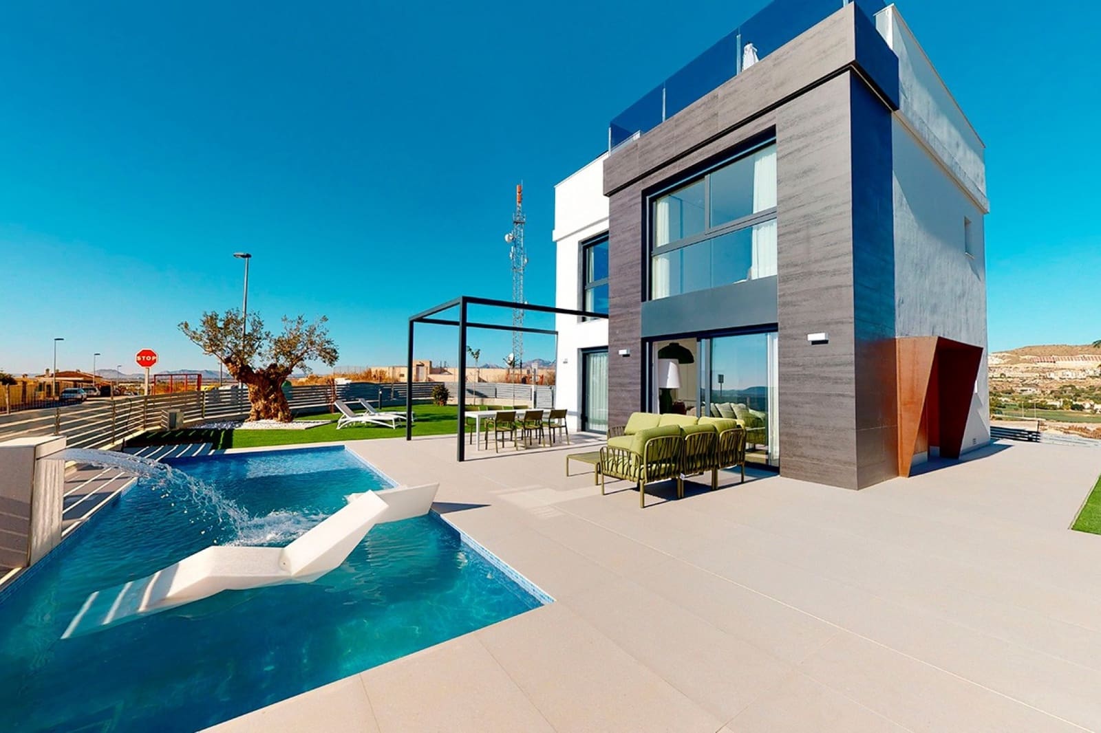 3 chambre Villa/Maison à vendre à El Campello avec piscine garage - 450 000 € (Ref: 9854196)