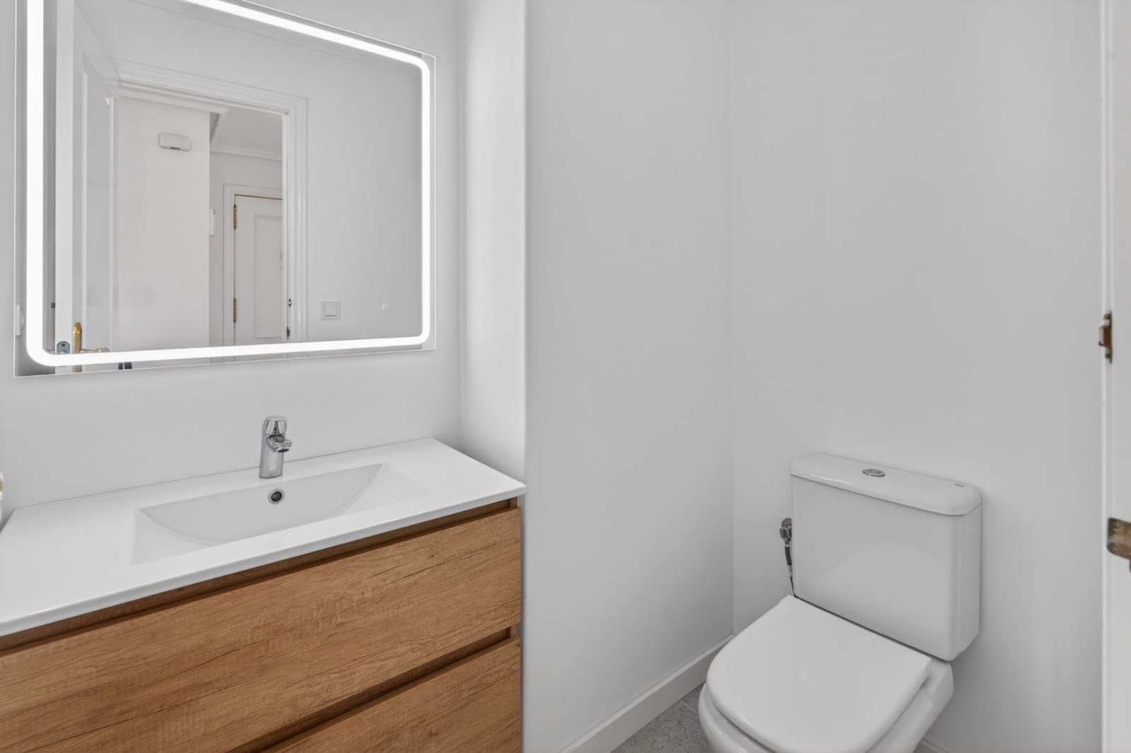 2 slaapkamer Flat te koop in Campoamor met zwembad garage - € 249.000 (Ref: 9854198)