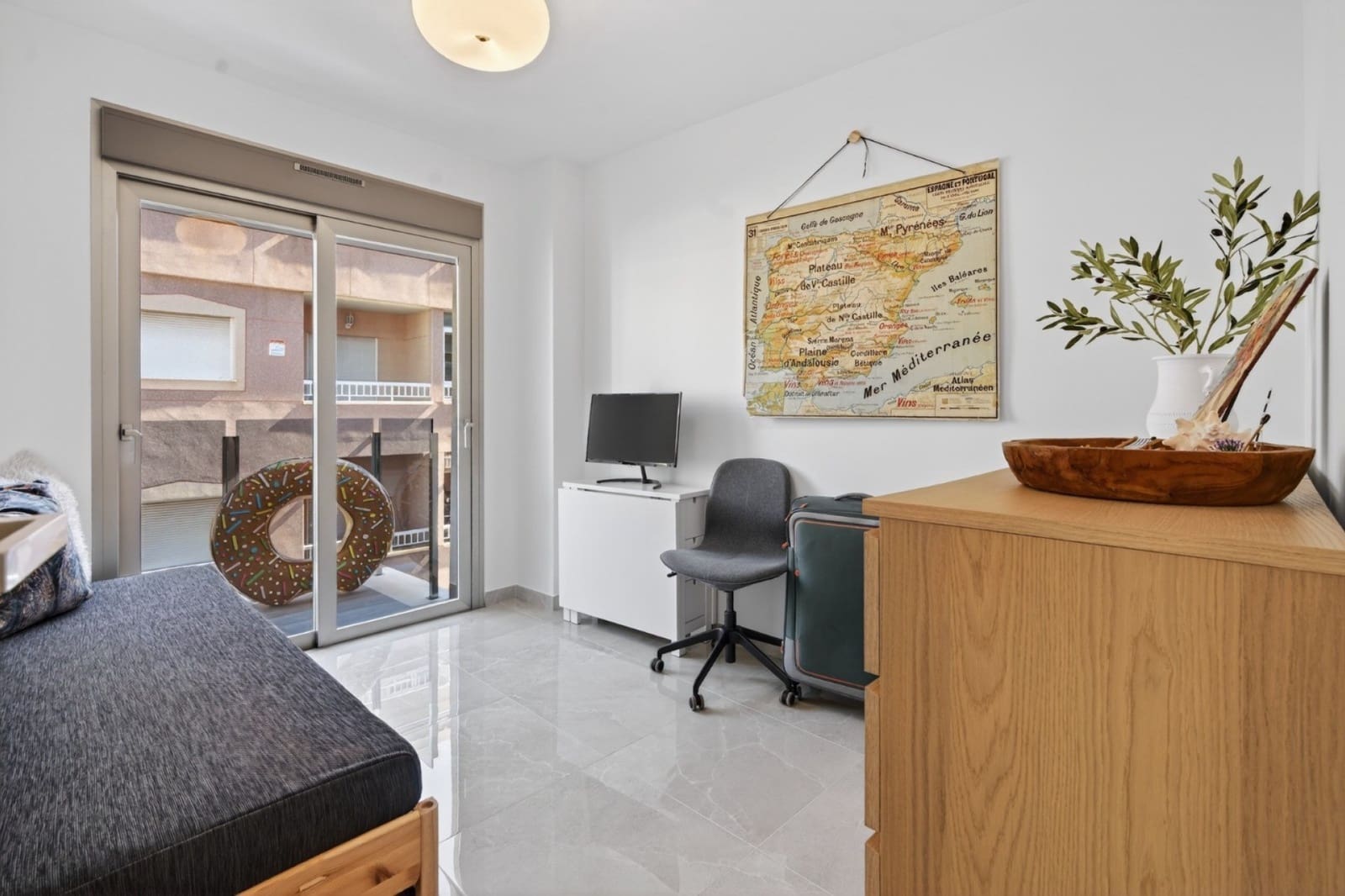 2 soverom Leilighet til salgs i Torrevieja med svømmebasseng - € 248 000 (Ref: 9854202)