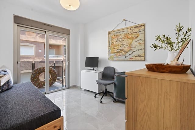 2 soverom Leilighet til salgs i Playa de los Locos, Torrevieja med svømmebasseng - € 248 000 (Ref: 9854202)