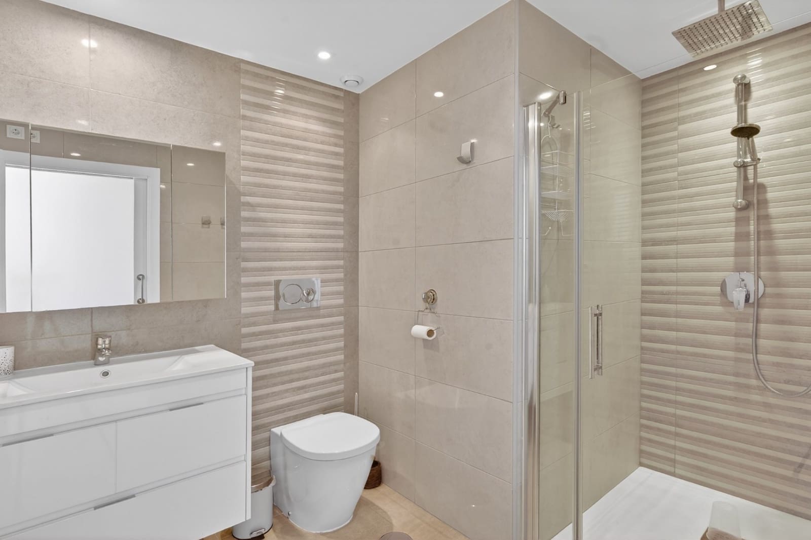 3 chambre Appartement à vendre à Aguas Nuevas avec piscine garage - 259 000 € (Ref: 9854203)