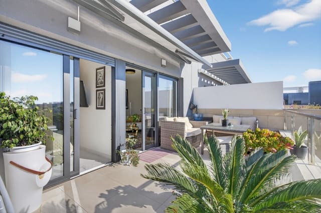 2 makuuhuone Kattohuoneisto myytävänä paikassa Playa Flamenca, Orihuela mukana uima-altaan 
autotalli - 499 000 € (Ref: 9854206)