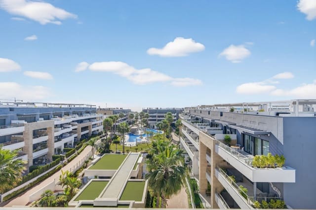 2 makuuhuone Kattohuoneisto myytävänä paikassa Playa Flamenca, Orihuela mukana uima-altaan 
autotalli - 499 000 € (Ref: 9854206)