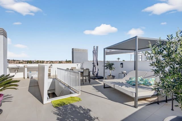 2 makuuhuone Kattohuoneisto myytävänä paikassa Playa Flamenca, Orihuela mukana uima-altaan 
autotalli - 499 000 € (Ref: 9854206)