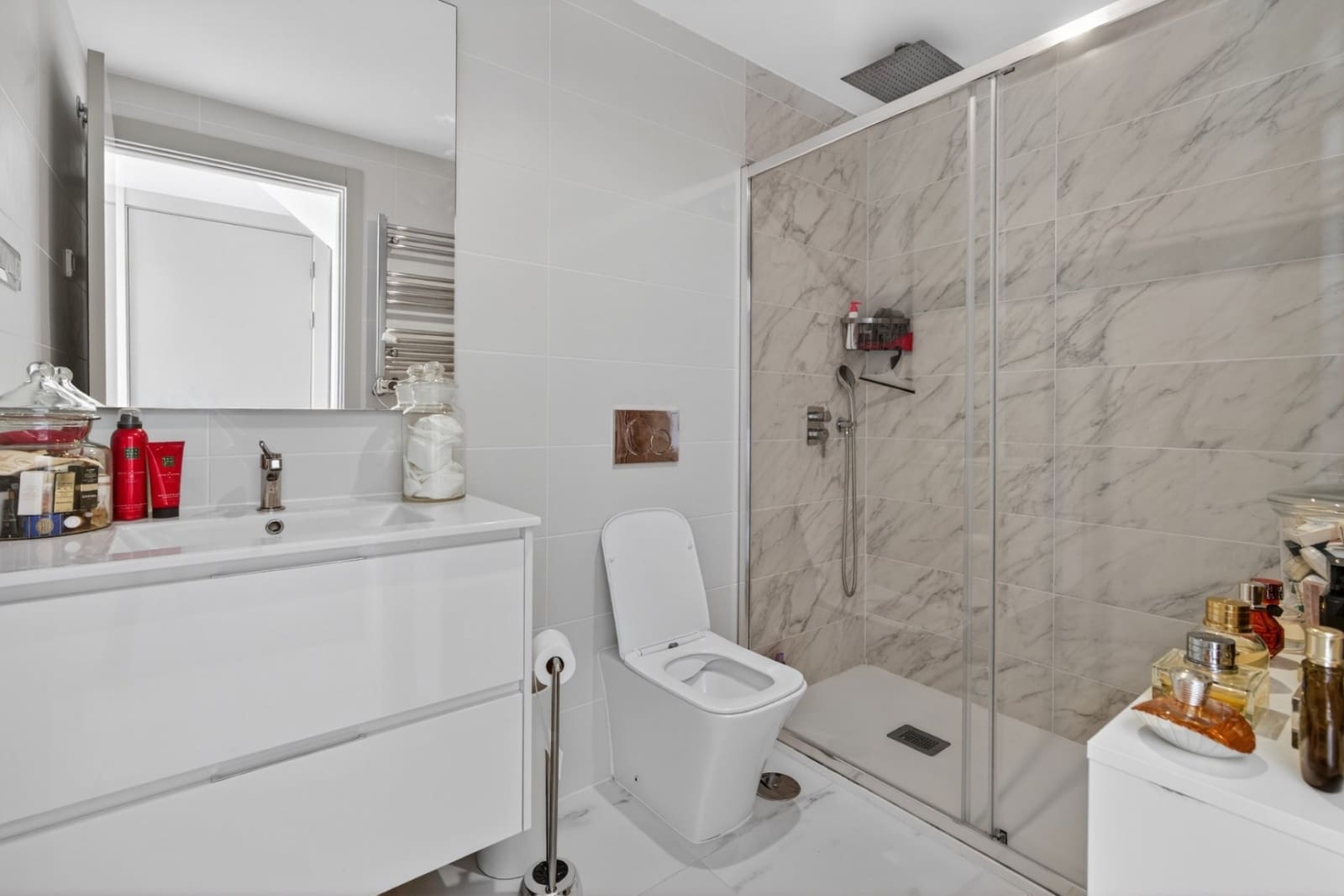 2 makuuhuone Kattohuoneisto myytävänä paikassa Playa Flamenca mukana uima-altaan 
autotalli - 499 000 € (Ref: 9854206)