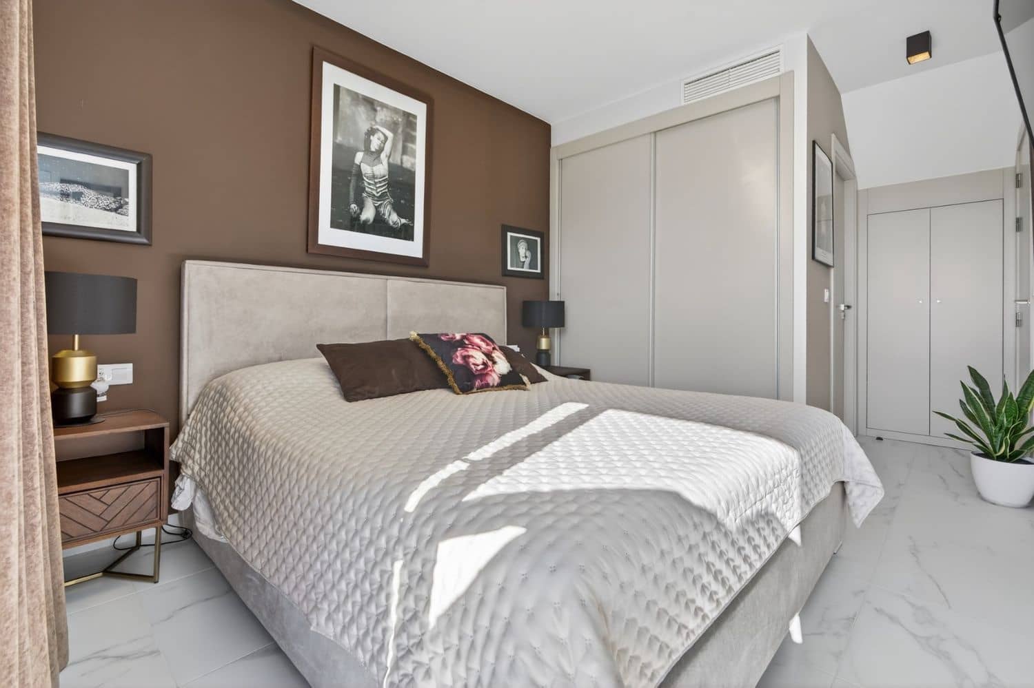 2 sypialnia Penthouse na sprzedaż w Playa Flamenca z basenem garażem - 490 000 € (Ref: 9854206)