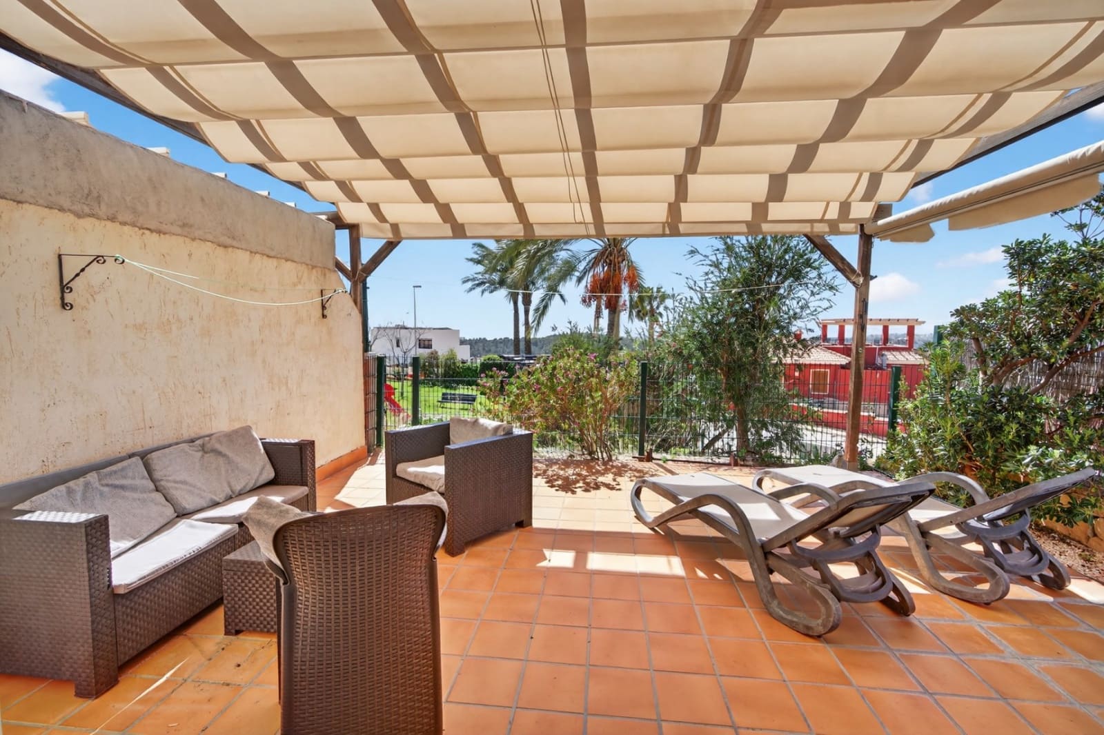 3 soveværelse Byhus til salg i Finestrat med swimmingpool garage - € 309.000 (Ref: 9854207)