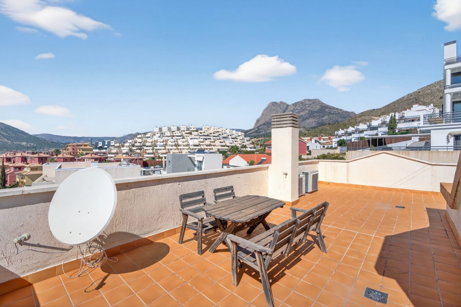 3 soveværelse Byhus til salg i Finestrat med swimmingpool garage - € 309.000 (Ref: 9854207)