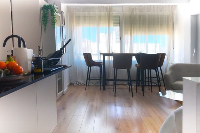 2 soverom Leilighet til salgs i Ensanche - Diputacion, Alicante by - € 290 000 (Ref: 9854214)